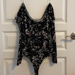 Guess Off Shoulder Body Suit